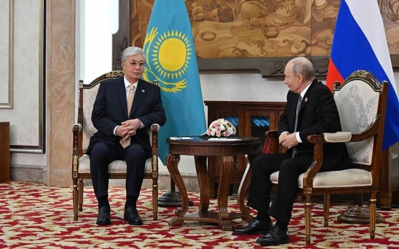 دیدار توکایف و پوتین در حاشیه اجلاس سالگرد سازمان همکاری شانگهای